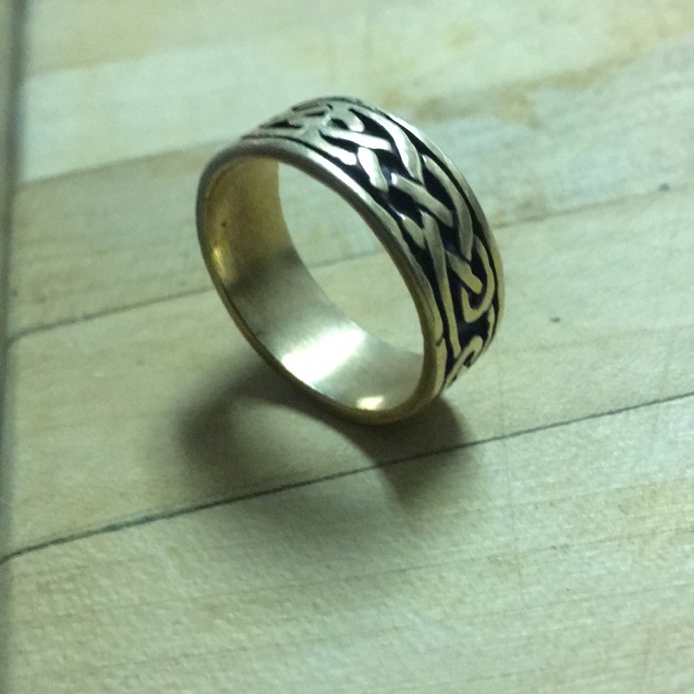 Vintage Celtic Braid Men’s Brass Ring - Picture 2 of 2